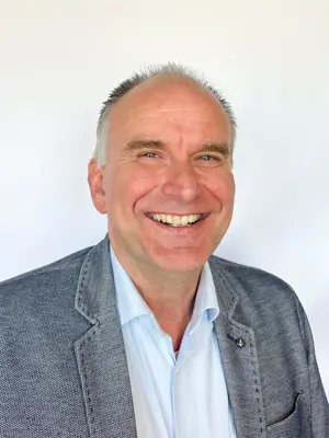Raymond Olderaan